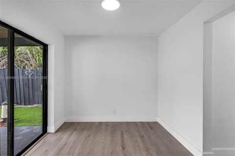 Casa en venta en Hollywood, Florida, 4 dormitorios, 211.07 m2 № 1874734 - foto 20