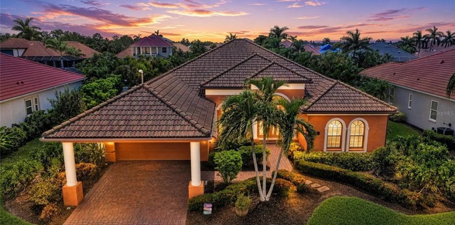 Villa ou maison à Bradenton, Floride 3 chambres, 223.99 m2 № 2289472
