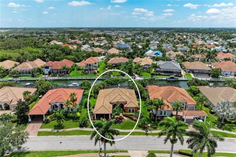 Villa ou maison à vendre à Bradenton, Floride: 3 chambres, 223.99 m2 № 2289472 - photo 5