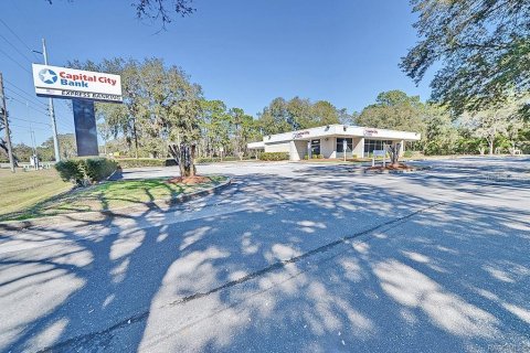 Immobilier commercial à Citrus Springs, Floride 304.72 m2 № 2102816