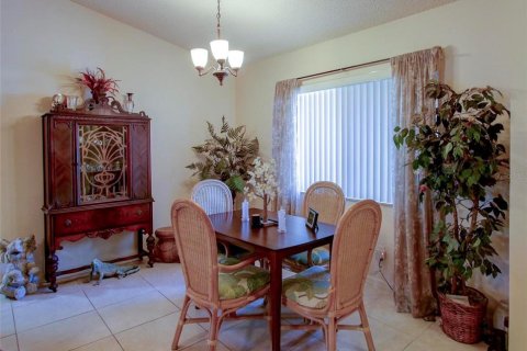 Villa ou maison à vendre à Weeki Wachee, Floride: 2 chambres, 133.69 m2 № 1905354 - photo 6