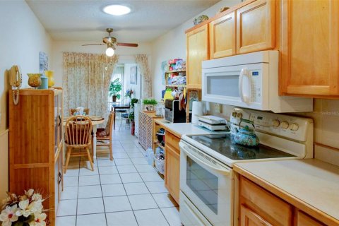 Villa ou maison à vendre à Weeki Wachee, Floride: 2 chambres, 133.69 m2 № 1905354 - photo 12