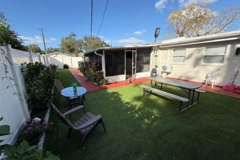 Casa en venta en Tampa, Florida, 3 dormitorios, 172.05 m2 № 2425711 - foto 25
