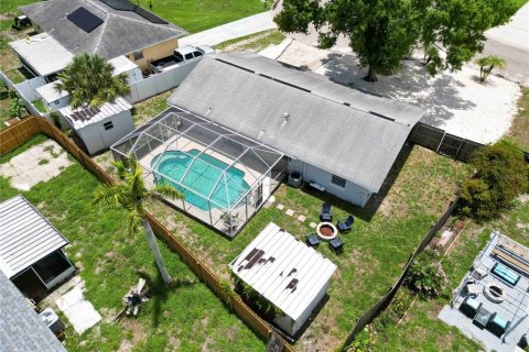 House in Bradenton, Florida 3 bedrooms, 111.76 sq.m. № 1796973 - photo 28