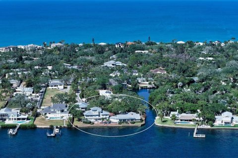House in Sarasota, Florida 6 bedrooms, 988.67 sq.m. № 2115856 - photo 9