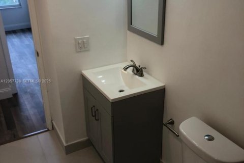 Apartamento en alquiler en Miami, Florida, 2 dormitorios, 84.91 m2 № 2187806 - foto 10