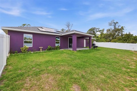 House in North Port, Florida 3 bedrooms, 130.06 sq.m. № 2097404 - photo 27