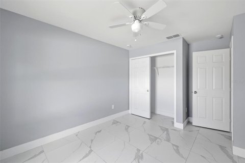 House in North Port, Florida 3 bedrooms, 130.06 sq.m. № 2097404 - photo 23