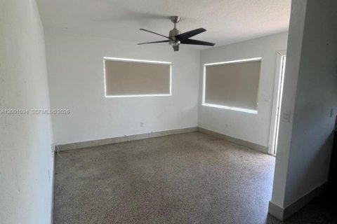 Immobilier commercial à vendre à Miami, Floride: 195.75 m2 № 2170218 - photo 13