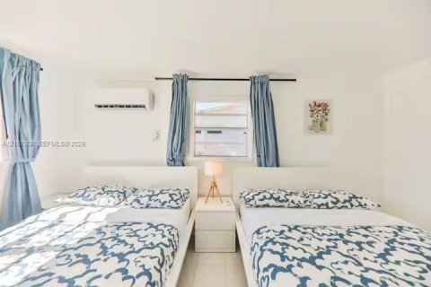 Villa ou maison à louer à Miami, Floride: 5 chambres, 193.89 m2 № 2421067 - photo 10