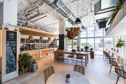 Copropriété à vendre à Miami Beach, Floride: 2 chambres, 152.36 m2 № 1965042 - photo 28