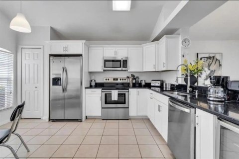 Casa en venta en Davenport, Florida, 4 dormitorios, 169.55 m2 № 1392368 - foto 22