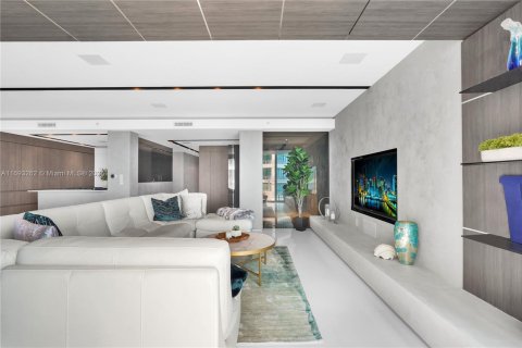 Condo in Hollywood, Florida, 2 bedrooms  № 1763368 - photo 19