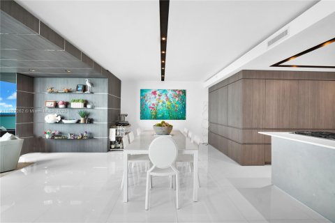 Condo in Hollywood, Florida, 2 bedrooms  № 1763368 - photo 6