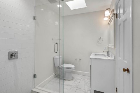 House in Winter Park, Florida 3 bedrooms, 148.09 sq.m. № 2433367 - photo 2