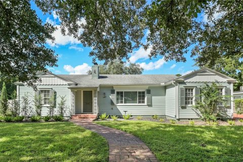 House in Winter Park, Florida 3 bedrooms, 148.09 sq.m. № 2433367