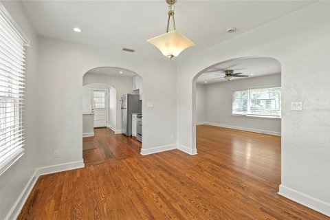 House in Winter Park, Florida 3 bedrooms, 148.09 sq.m. № 2433367 - photo 23