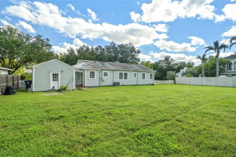 House in Winter Park, Florida 3 bedrooms, 148.09 sq.m. № 2433367 - photo 10