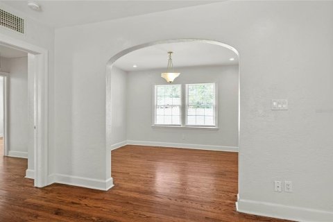 House in Winter Park, Florida 3 bedrooms, 148.09 sq.m. № 2433367 - photo 21