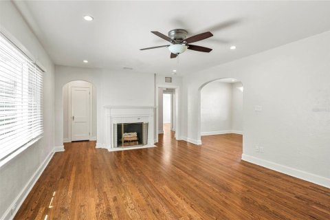 House in Winter Park, Florida 3 bedrooms, 148.09 sq.m. № 2433367 - photo 19