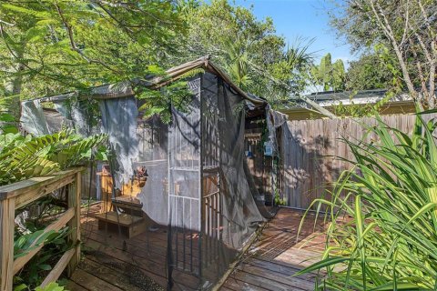 Villa ou maison à vendre à Palm Harbor, Floride: 2 chambres, 112.78 m2 № 2410129 - photo 24