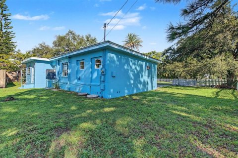 Villa ou maison à vendre à Palm Harbor, Floride: 2 chambres, 112.78 m2 № 2410129 - photo 25