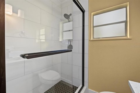 Villa ou maison à vendre à Palm Harbor, Floride: 2 chambres, 112.78 m2 № 2410129 - photo 18