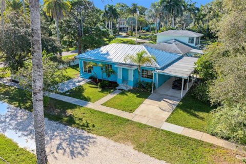 Villa ou maison à vendre à Palm Harbor, Floride: 2 chambres, 112.78 m2 № 2410129 - photo 2
