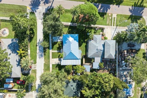 Villa ou maison à vendre à Palm Harbor, Floride: 2 chambres, 112.78 m2 № 2410129 - photo 5