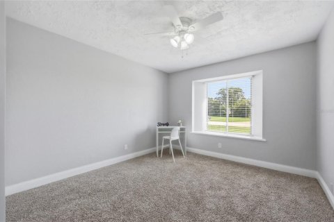 Casa en venta en Deltona, Florida, 3 dormitorios, 149.94 m2 № 2259403 - foto 28