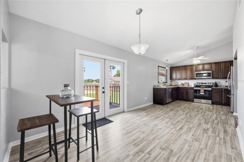 Casa en venta en Deltona, Florida, 3 dormitorios, 149.94 m2 № 2259403 - foto 13