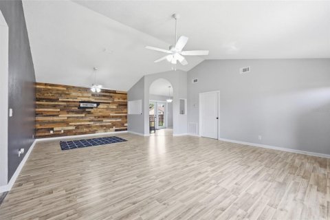 Casa en venta en Deltona, Florida, 3 dormitorios, 149.94 m2 № 2259403 - foto 12