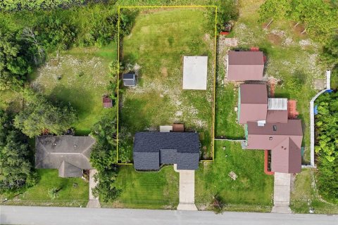 Casa en venta en Deltona, Florida, 3 dormitorios, 149.94 m2 № 2259403 - foto 4