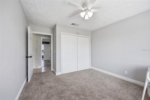 Casa en venta en Deltona, Florida, 3 dormitorios, 149.94 m2 № 2259403 - foto 29