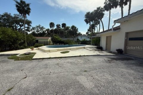 House in Port Orange, Florida 3 bedrooms, 208.29 sq.m. № 1688407 - photo 18