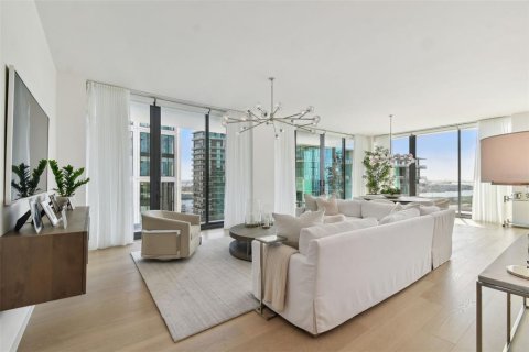 Condo in Tampa, Florida, 3 bedrooms  № 1430844 - photo 18