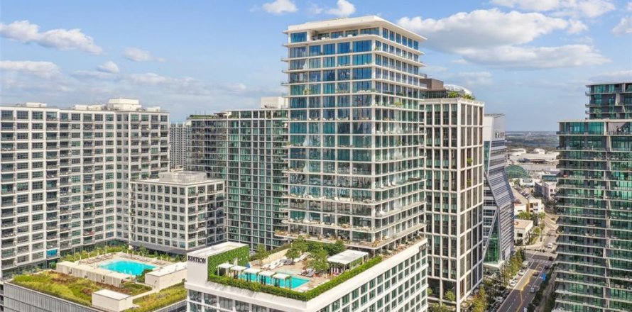 Condo in Tampa, Florida, 3 bedrooms  № 1430844