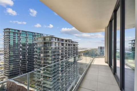 Condo in Tampa, Florida, 3 bedrooms  № 1430844 - photo 23