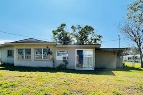 House in Venice, Florida 4 bedrooms, 160.16 sq.m. № 2380971 - photo 19