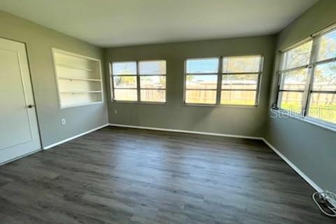House in Venice, Florida 4 bedrooms, 160.16 sq.m. № 2380971 - photo 7