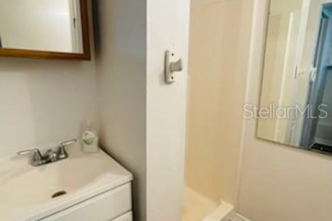 House in Venice, Florida 4 bedrooms, 160.16 sq.m. № 2380971 - photo 16