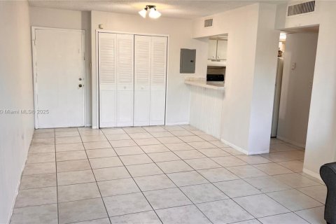 Condominio en venta en Miami, Florida, 2 dormitorios, 89.93 m2 № 2012718 - foto 5