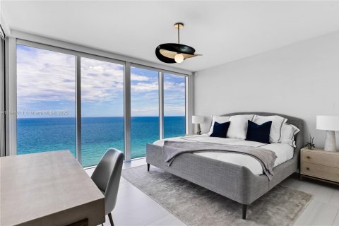 Condominio en alquiler en Hallandale Beach, Florida, 3 dormitorios, 191.84 m2 № 1935855 - foto 29