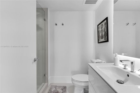 Condominio en alquiler en Hallandale Beach, Florida, 3 dormitorios, 191.84 m2 № 1935855 - foto 27