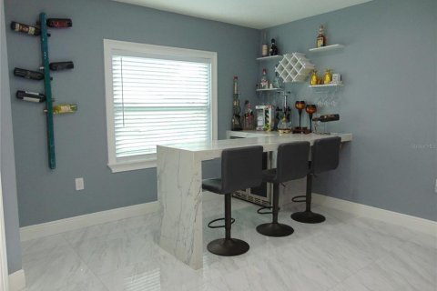 House in Tampa, Florida 3 bedrooms, 138.24 sq.m. № 1882899 - photo 6
