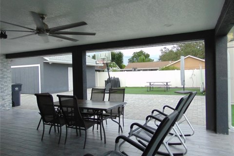 House in Tampa, Florida 3 bedrooms, 138.24 sq.m. № 1882899 - photo 21