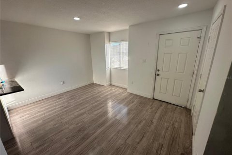 Condominio en venta en Orlando, Florida, 3 dormitorios, 112.97 m2 № 2116185 - foto 10