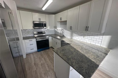 Condominio en venta en Orlando, Florida, 3 dormitorios, 112.97 m2 № 2116185 - foto 3