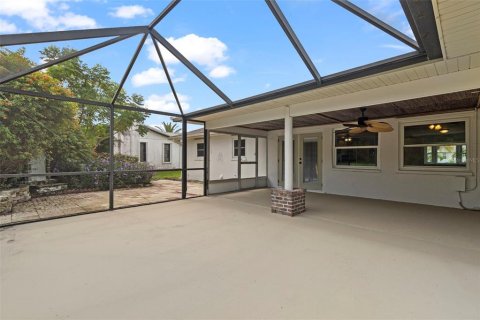 Casa en venta en Port Charlotte, Florida, 2 dormitorios, 168.99 m2 № 1912497 - foto 30