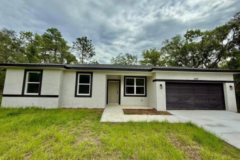 Villa ou maison à Citrus Springs, Floride 4 chambres, 147.44 m2 № 2230018